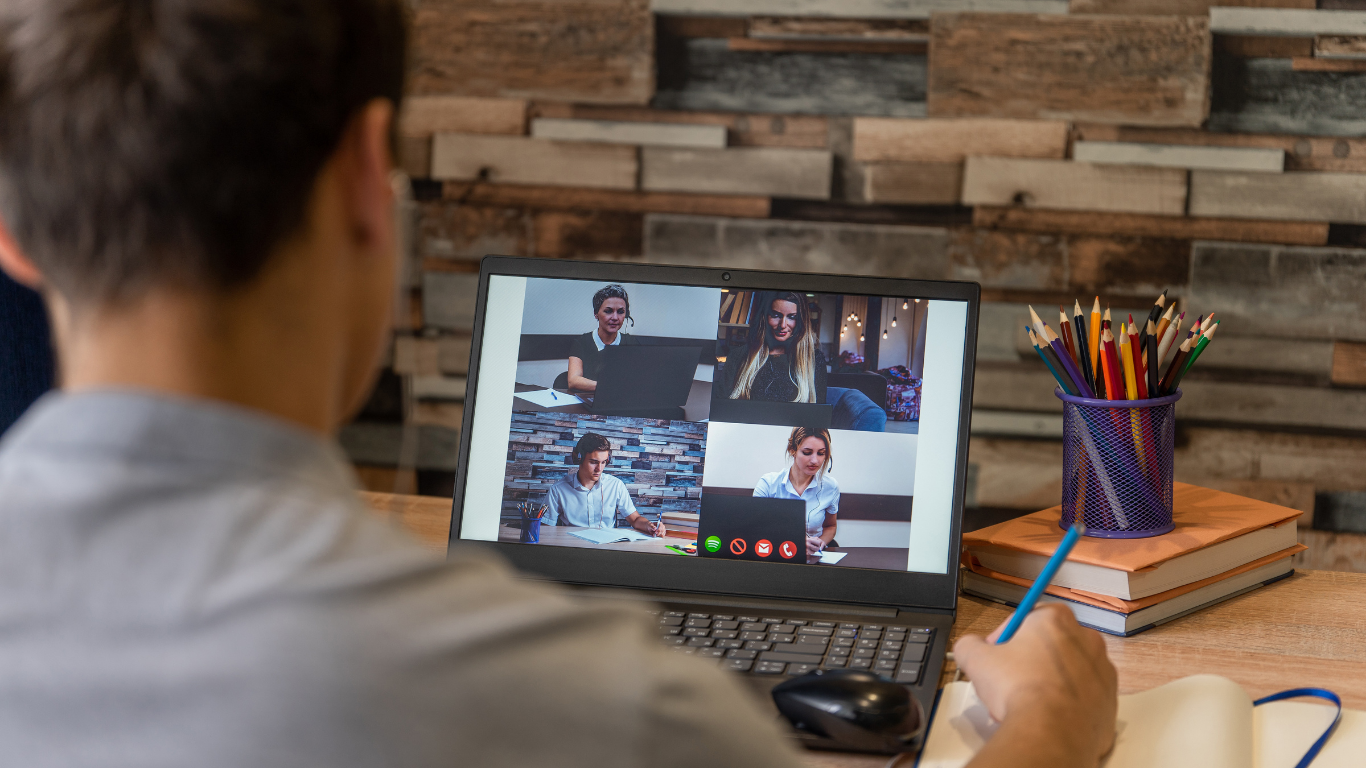 Formação obrigatória para empresas | A MedIQ Skills, oferece formação online certificada pela DGERT